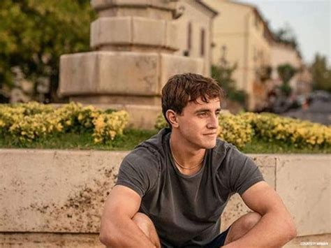 36 Steamy Photos from Mr. Man’s Gay Streaming Rankings .